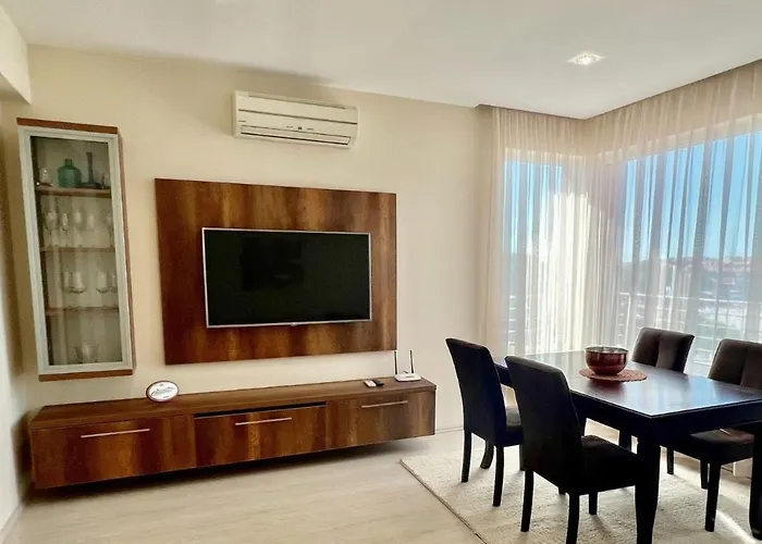 Апартамент Sineva - Perfect Location And Amazing View *