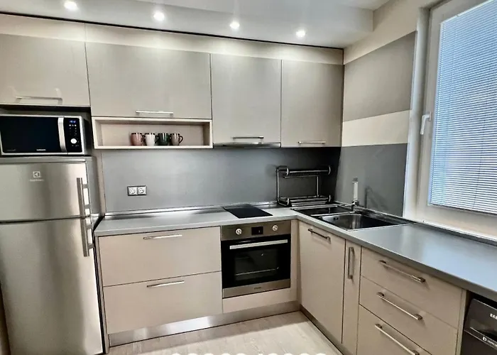 Апартамент Sineva - Perfect Location And Amazing View *