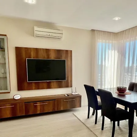 Apartment Sineva - Perfect Location And Amazing View *