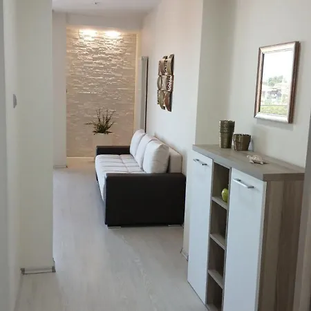 Sineva - Perfect Location And Amazing View